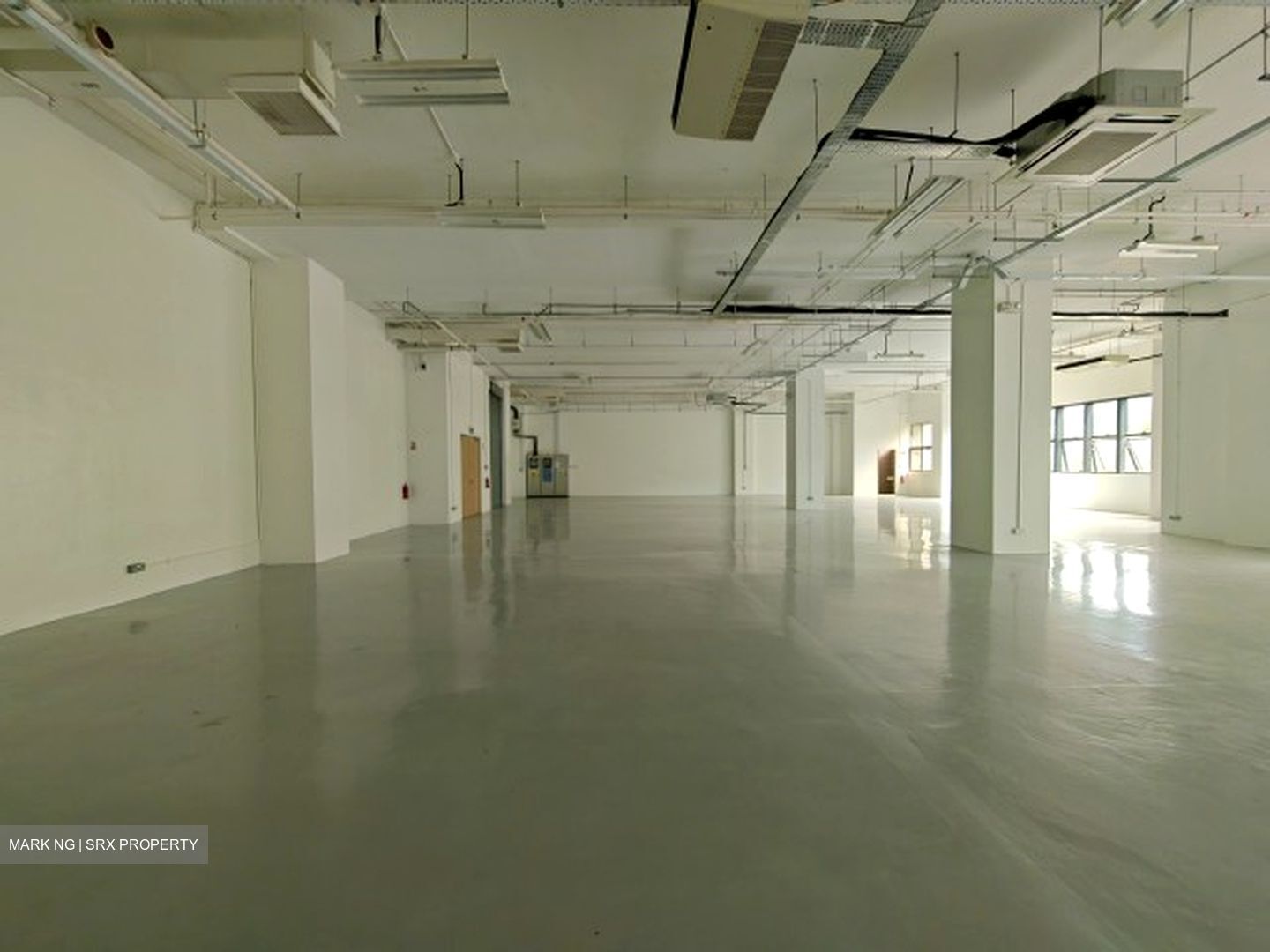 Interlocal Centre (D5), Warehouse #515165391